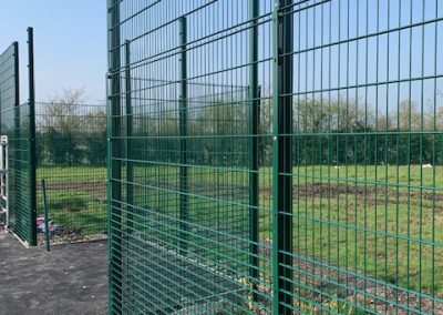 powder coated perimeter fencing